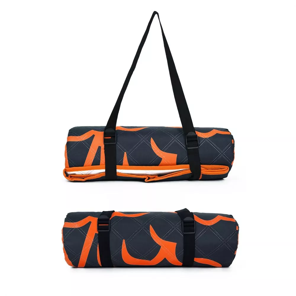 tahan-2M-2M-patio-picnic-mat-fold (3) tahan-2M-2M-patio-picnic-mat-fold (3)